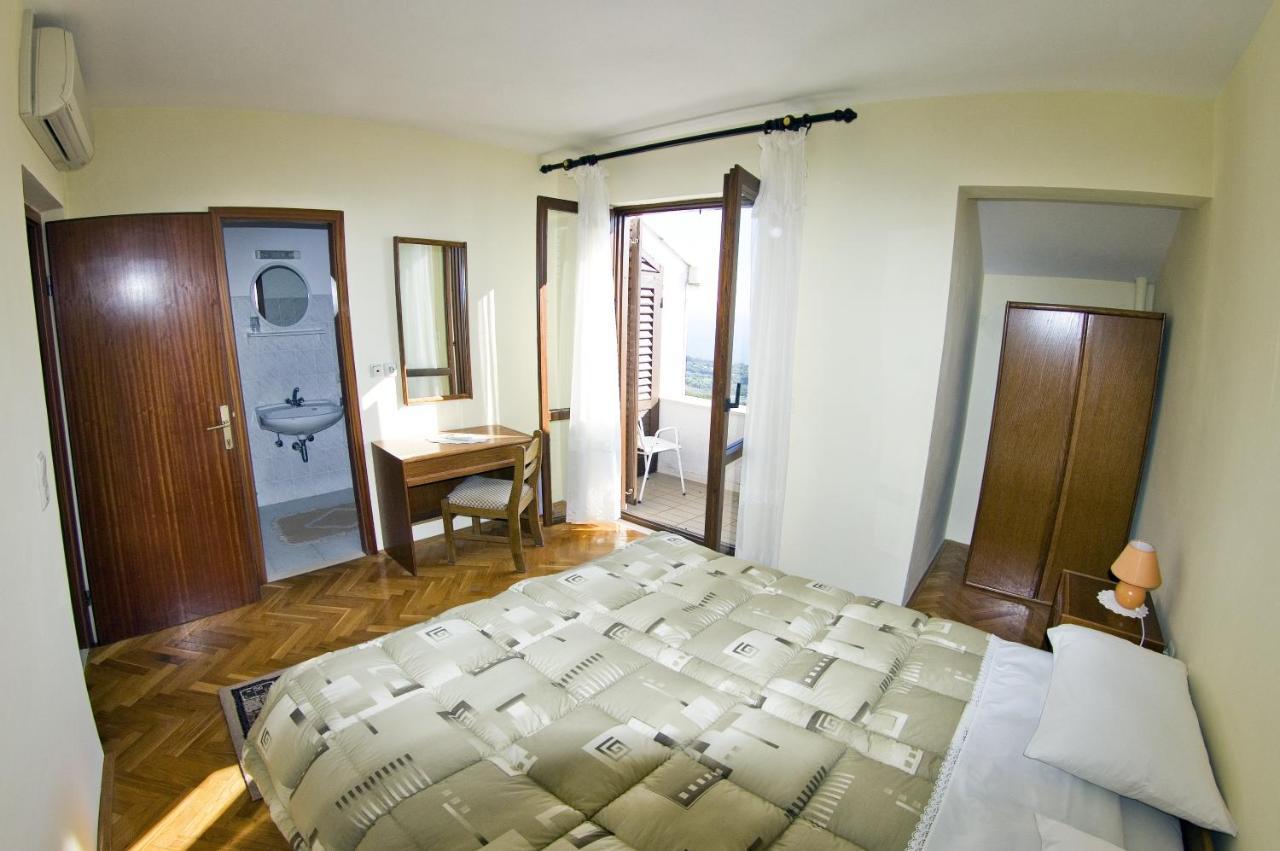 Guesthouse Moretic Orasac Buitenkant foto